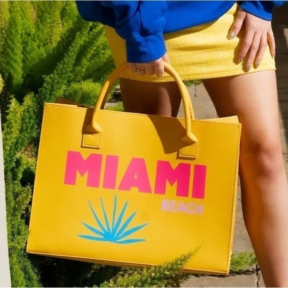 Los Angeles Trading Co. Miami Modern Vegan Leather Tote Lemon Yellow - Picture 1 of 12